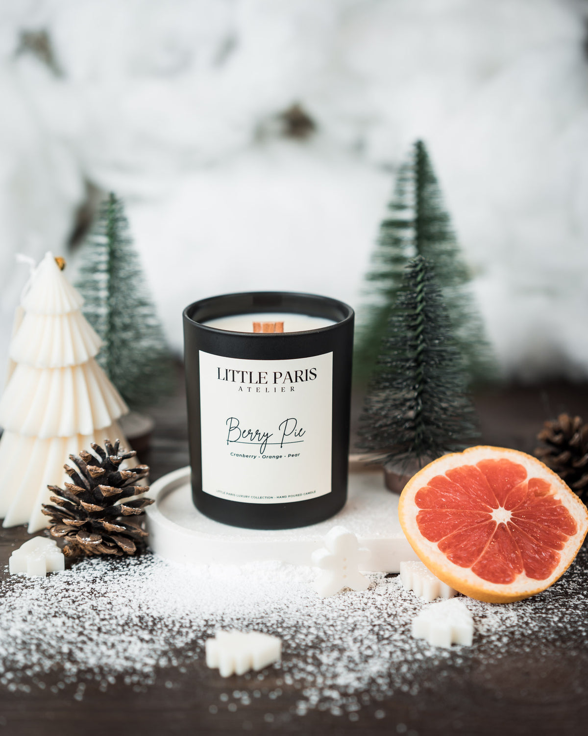 Berry Pie Scented Candle - Cranberry • Orange • Pear - Little Paris Atelier